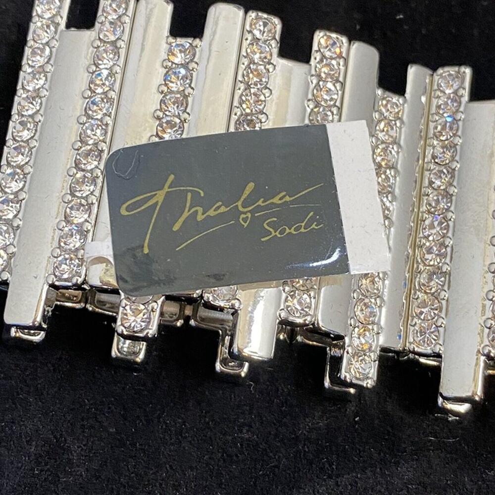 Thalia Sodi NWT Silver Tone Crystal Pave Bar Chunky Stretch Bracelet - Picture 5 of 7
